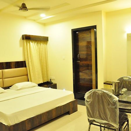 Pai Residency Hospet Exterior photo