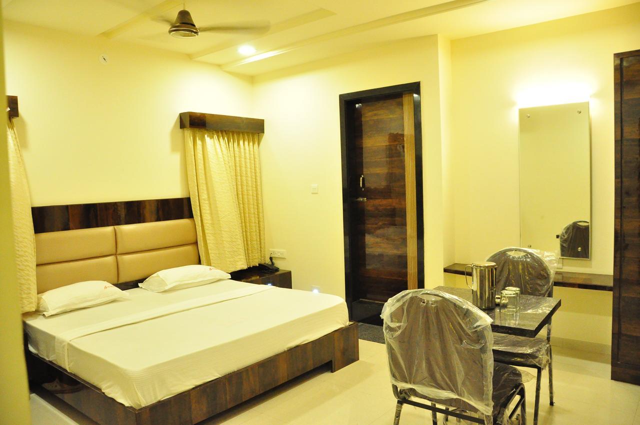Pai Residency Hospet Exterior photo