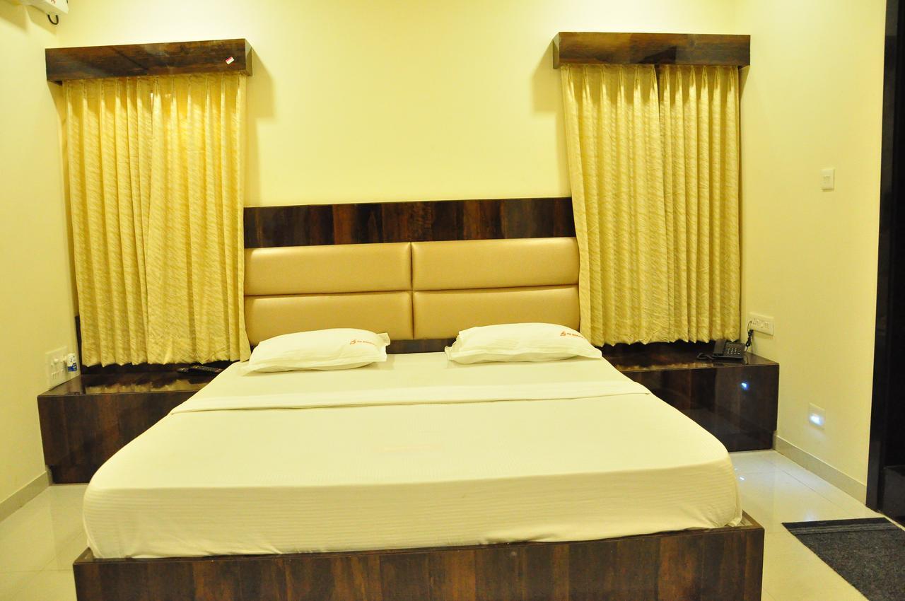 Pai Residency Hospet Exterior photo