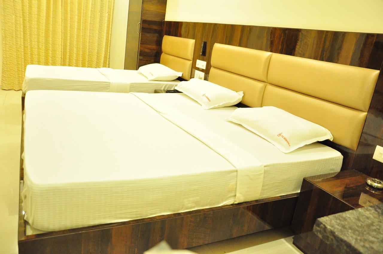 Pai Residency Hospet Exterior photo