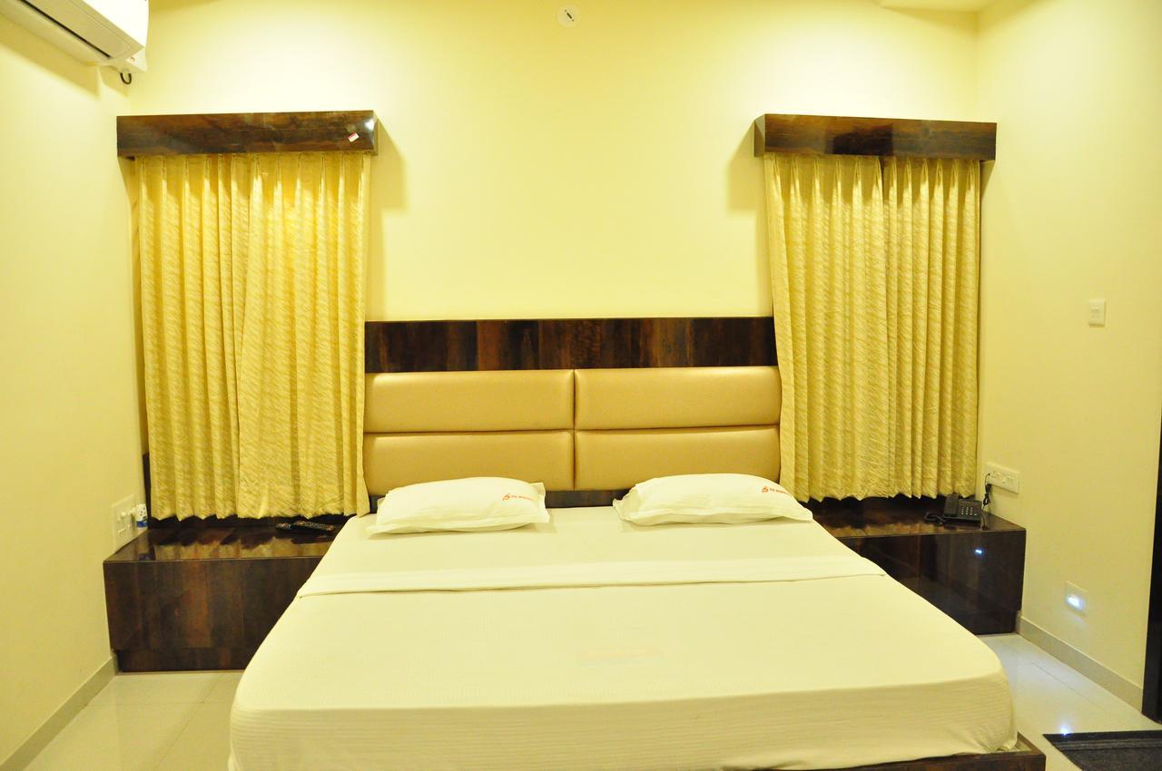 Pai Residency Hospet Exterior photo